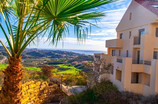 2 soveværelse Penthouse til salg i La Cala de Mijas, Mijas med swimmingpool garage - € 305.000 (Ref: 10001641)
