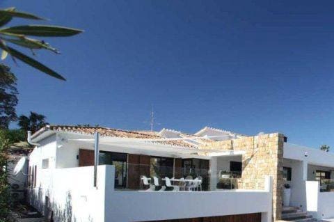 4 soverom Villa til salgs i Marbella med svømmebasseng garasje - € 1 995 000 (Ref: 10001642)