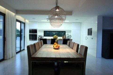 4 soverom Villa til salgs i Marbella med svømmebasseng garasje - € 1 995 000 (Ref: 10001642)