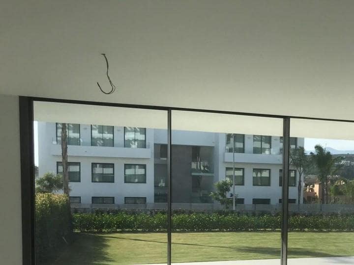 3 sypialnia Apartament na sprzedaż w Estepona z basenem garażem - 585 000 € (Ref: 10001643)