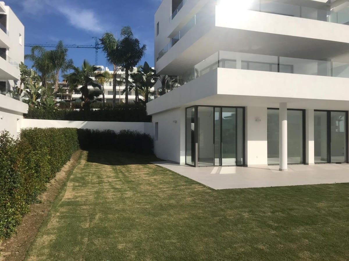 3 sypialnia Apartament na sprzedaż w Estepona z basenem garażem - 585 000 € (Ref: 10001643)