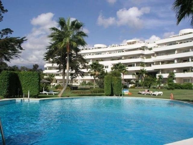 4 soverom Leilighet til salgs i Estepona med svømmebasseng garasje - € 965 000 (Ref: 10001644)