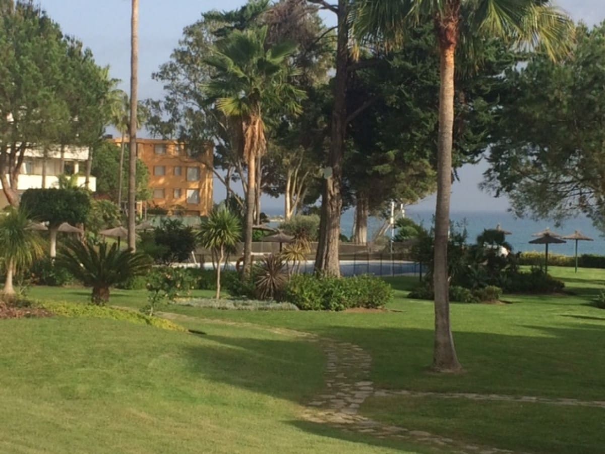 4 soverom Leilighet til salgs i Estepona med svømmebasseng garasje - € 965 000 (Ref: 10001644)