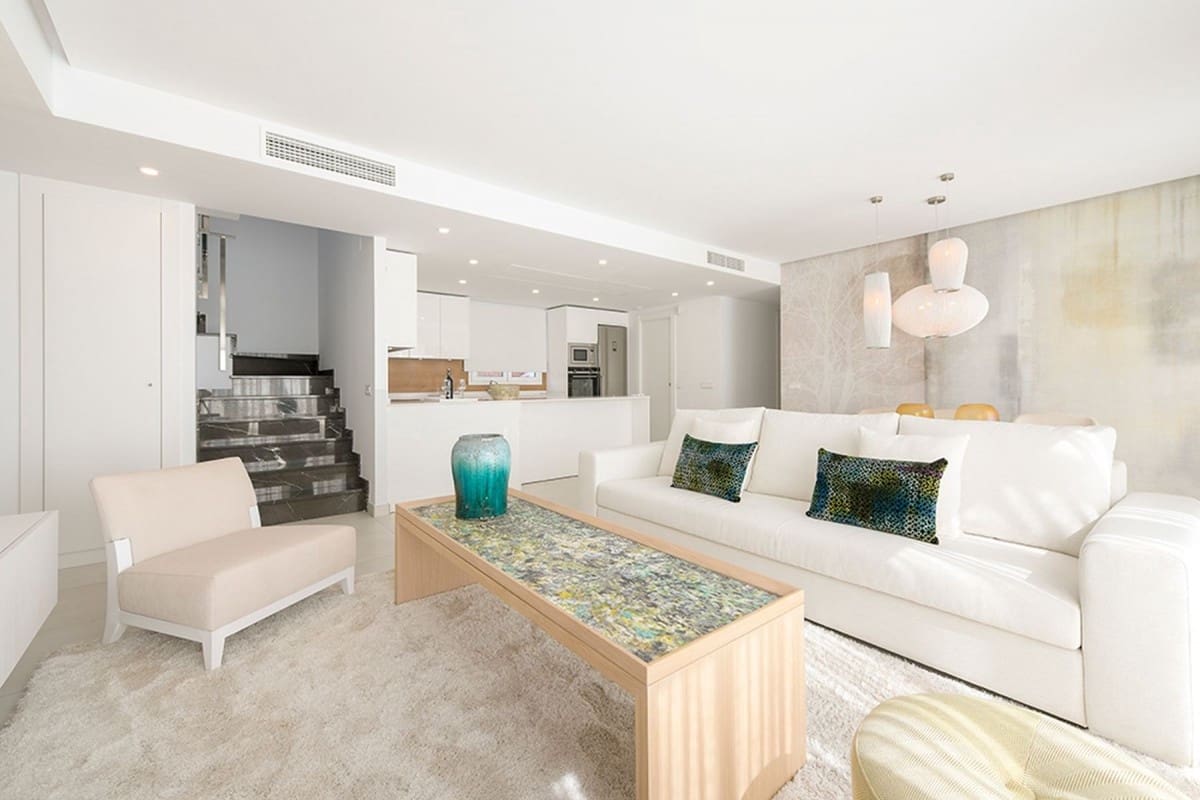 3 sypialnia Apartament na sprzedaż w Marbella z basenem garażem - 479 000 € (Ref: 10001645)