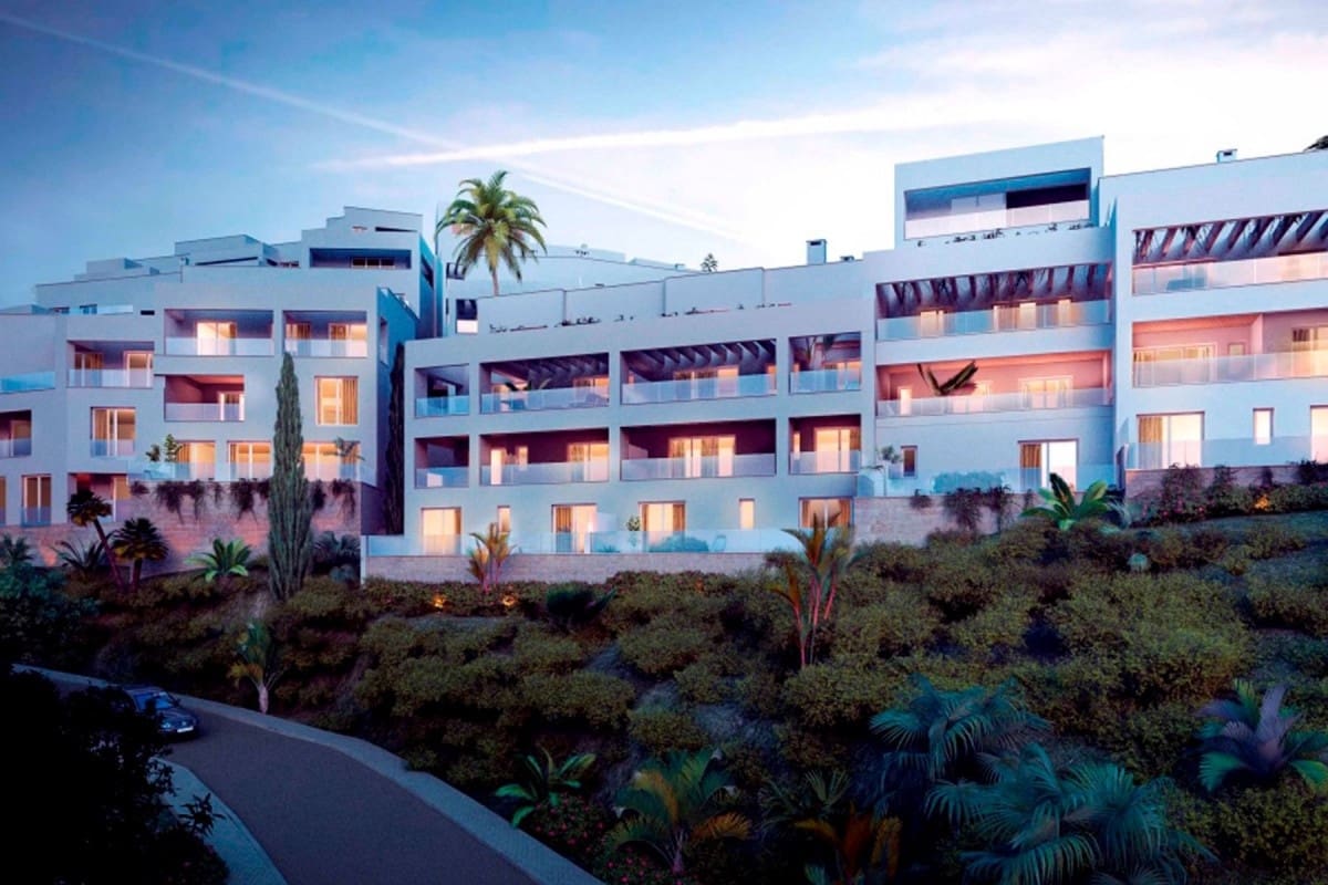 3 sypialnia Apartament na sprzedaż w Marbella z basenem garażem - 479 000 € (Ref: 10001645)