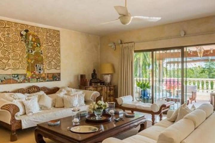 Chalet de 5 habitaciones en Benahavís en venta con piscina garaje - 1.795.000 € (Ref: 10001646)