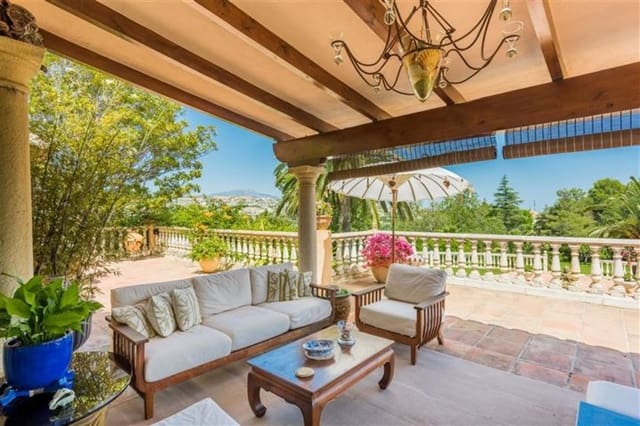 Chalet de 5 habitaciones en Benahavís en venta con piscina garaje - 1.795.000 € (Ref: 10001646)
