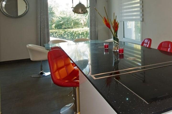 4 camera da letto Villa in vendita in Puerto Banus con piscina garage - 1.995.000 € (Rif: 10001649)