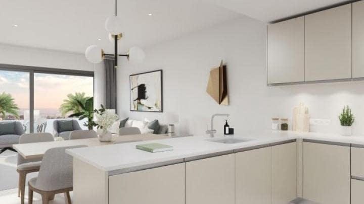 Casa de 3 habitaciones en New Golden Mile en venta con piscina - 780.000 € (Ref: 10001650)