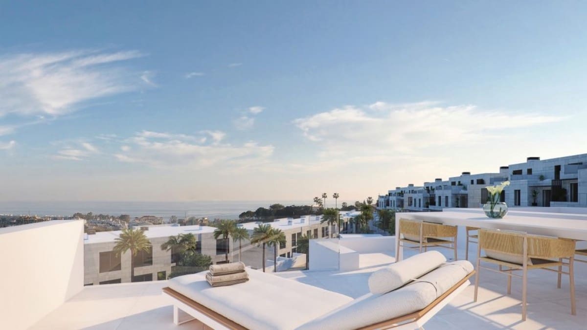 Casa de 3 habitaciones en New Golden Mile en venta con piscina - 780.000 € (Ref: 10001650)