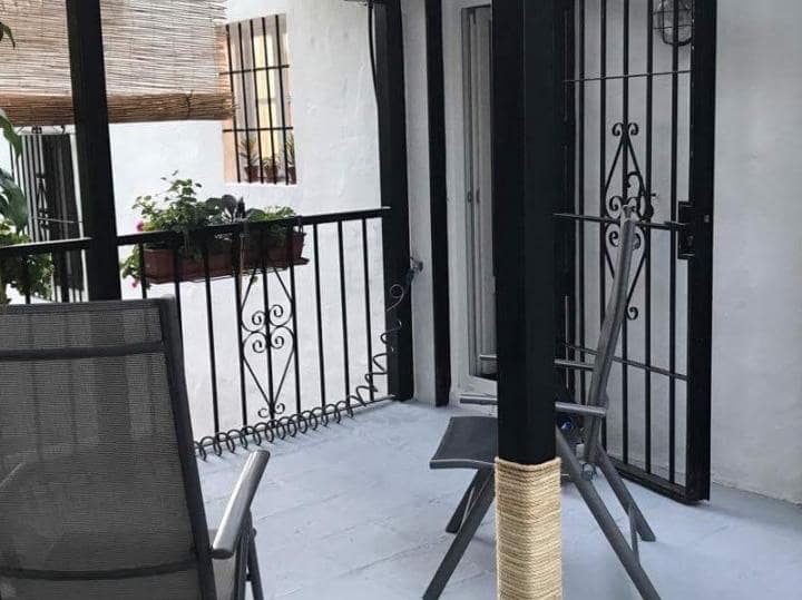2 sypialnia Dom na sprzedaż w Marbella z basenem garażem - 399 500 € (Ref: 10001652)