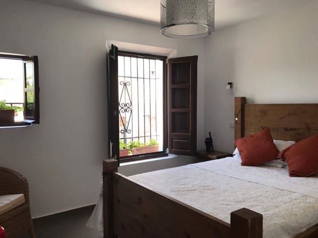 2 sypialnia Dom na sprzedaż w Marbella z basenem garażem - 399 500 € (Ref: 10001652)
