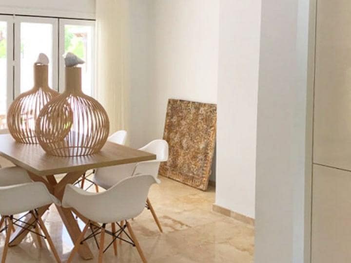 4 sypialnia Willa na sprzedaż w Marbella z basenem - 1 395 000 € (Ref: 10001654)