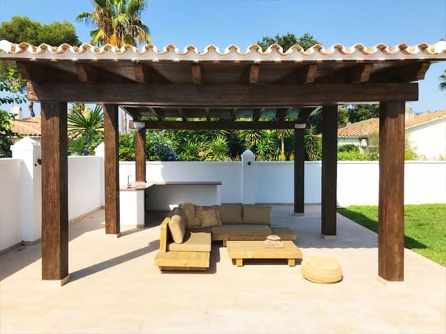 4 sypialnia Willa na sprzedaż w Marbella z basenem - 1 395 000 € (Ref: 10001654)