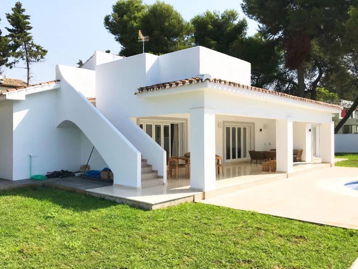 4 sypialnia Willa na sprzedaż w Marbella z basenem - 1 395 000 € (Ref: 10001654)