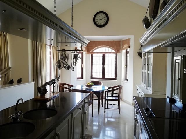 5 camera da letto Villa in vendita in Benalmádena con piscina garage - 1.380.000 € (Rif: 10001656)