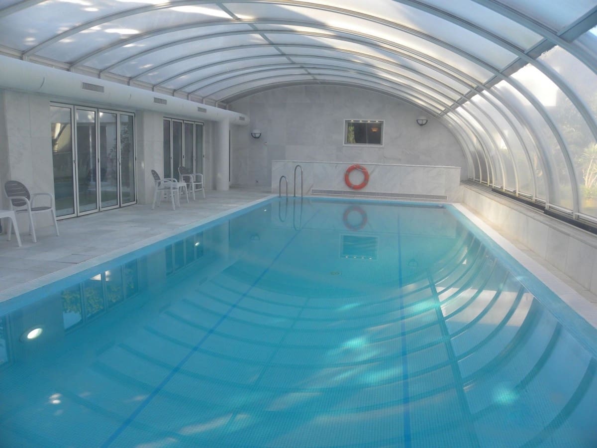 4 Zimmer Apartment zu verkaufen in Marbella mit Pool Garage - 995.000 € (Ref: 10001662)