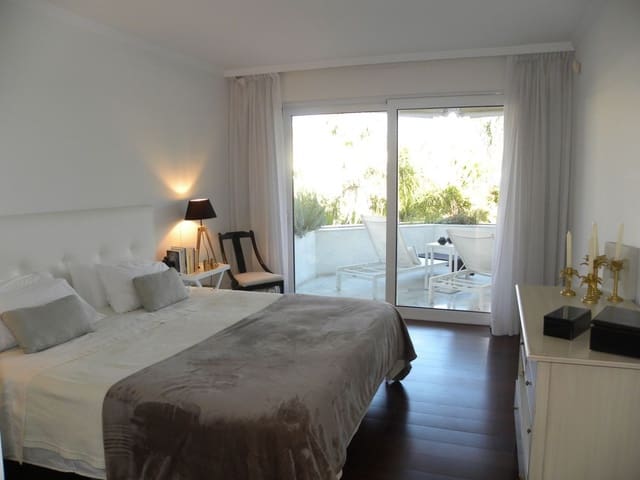 4 Zimmer Apartment zu verkaufen in Marbella mit Pool Garage - 995.000 € (Ref: 10001662)