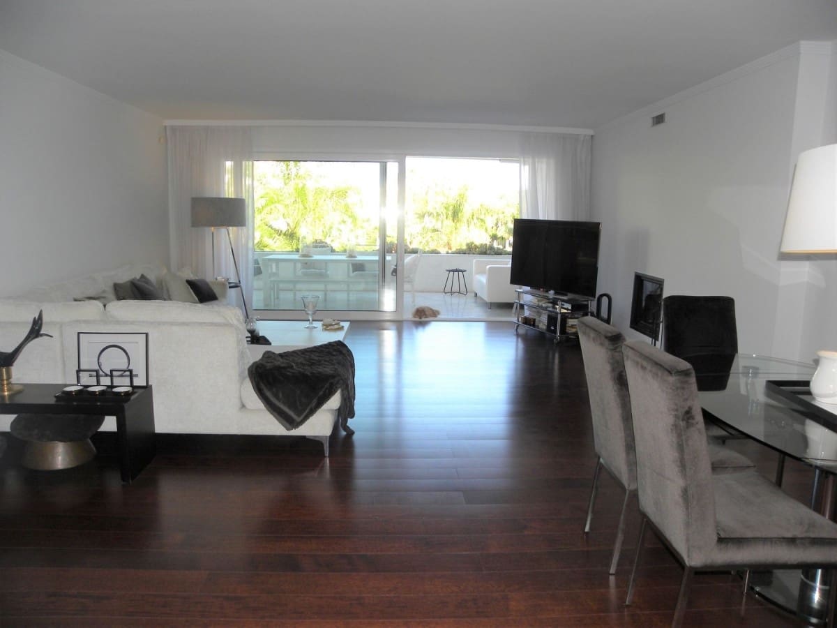 4 Zimmer Apartment zu verkaufen in Marbella mit Pool Garage - 995.000 € (Ref: 10001662)