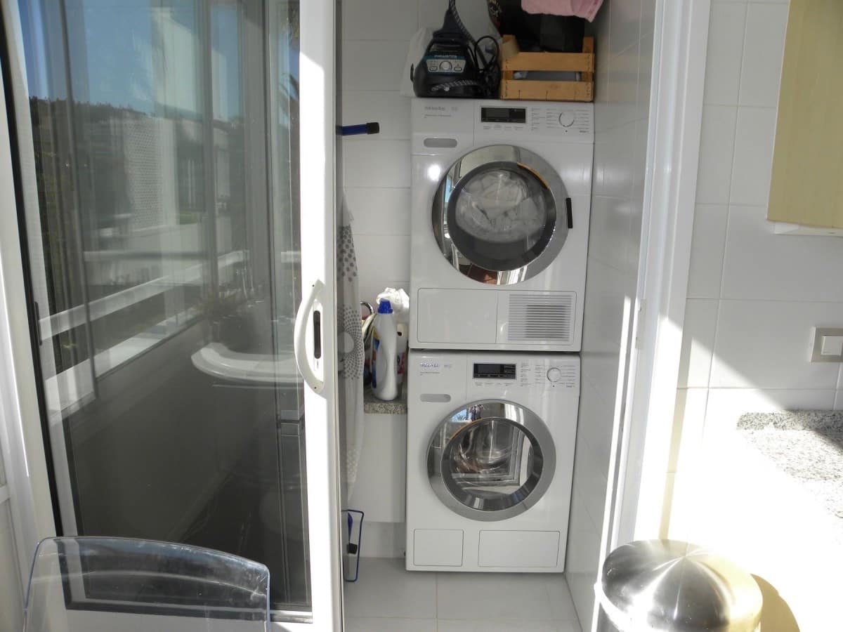4 Zimmer Apartment zu verkaufen in Marbella mit Pool Garage - 995.000 € (Ref: 10001662)