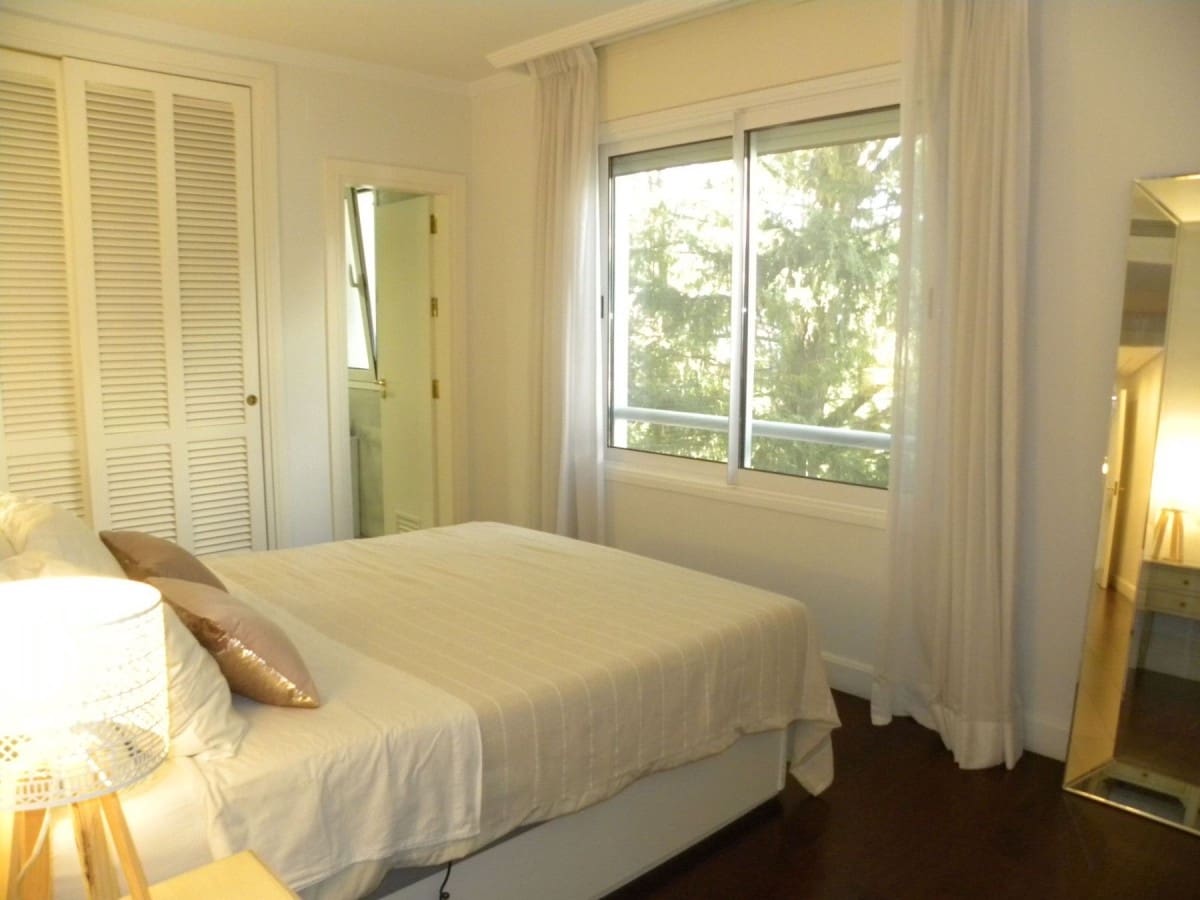 4 Zimmer Apartment zu verkaufen in Marbella mit Pool Garage - 995.000 € (Ref: 10001662)
