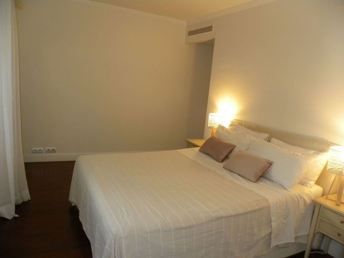 4 Zimmer Apartment zu verkaufen in Marbella mit Pool Garage - 995.000 € (Ref: 10001662)