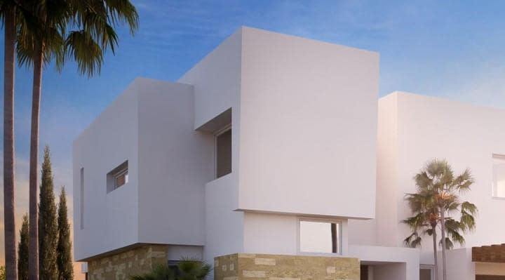 4 bedroom Villa for sale in Marbella with pool - € 1,320,000 (Ref: 10001666)