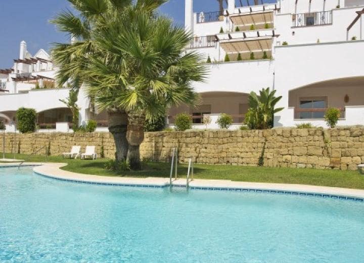 3 soveværelse Lejlighed til salg i Marbella med swimmingpool garage - € 398.000 (Ref: 10001671)