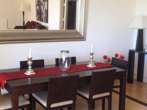 3 sypialnia Apartament na sprzedaż w Marbella z basenem garażem - 930 000 € (Ref: 10001672)
