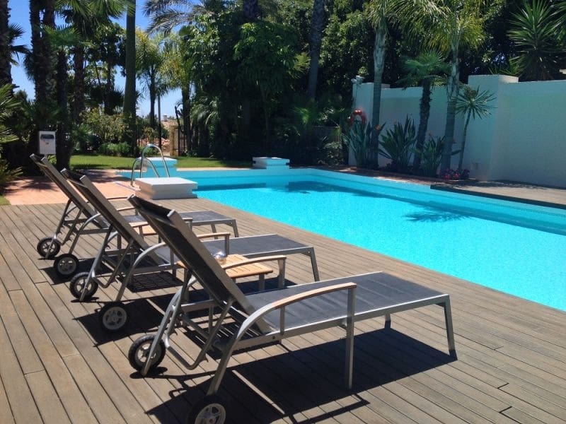 3 sypialnia Apartament na sprzedaż w Marbella z basenem garażem - 930 000 € (Ref: 10001672)