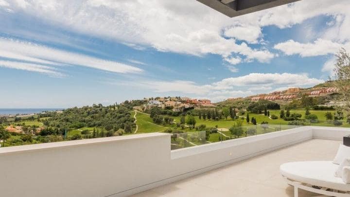 5 Zimmer Villa zu verkaufen in Benahavis mit Pool Garage - 3.750.000 € (Ref: 10001674)