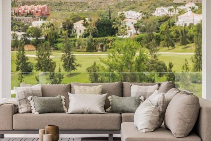 5 Zimmer Villa zu verkaufen in Benahavis mit Pool Garage - 3.750.000 € (Ref: 10001674)