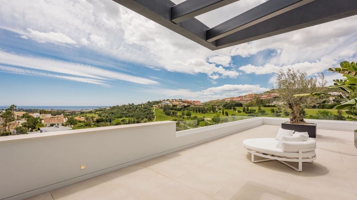 5 Zimmer Villa zu verkaufen in Benahavis mit Pool Garage - 3.750.000 € (Ref: 10001674)