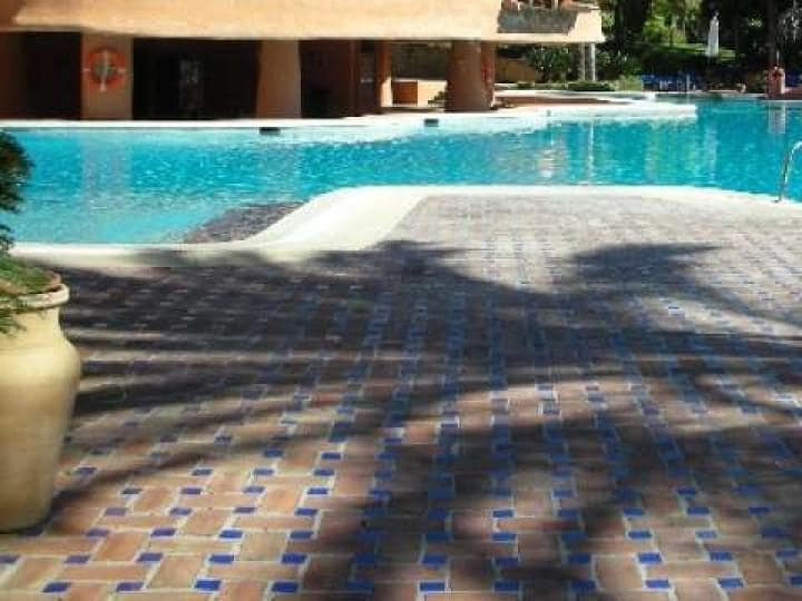 2 chambre Appartement à vendre à Marbella avec piscine garage - 339 000 € (Ref: 10001676)