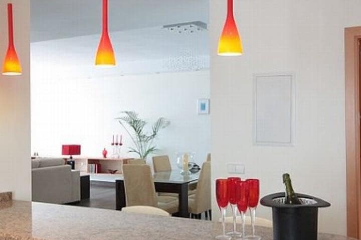 2 quarto Apartamento para venda em Puerto Banus com piscina - 995 000 € (Ref: 10001677)