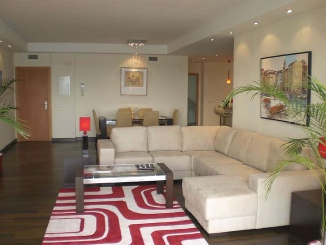 2 quarto Apartamento para venda em Puerto Banus, Marbella com piscina - 995 000 € (Ref: 10001677)