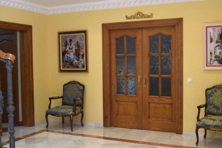 4 soverom Villa til salgs i Estepona med svømmebasseng garasje - € 2 750 000 (Ref: 10001678)