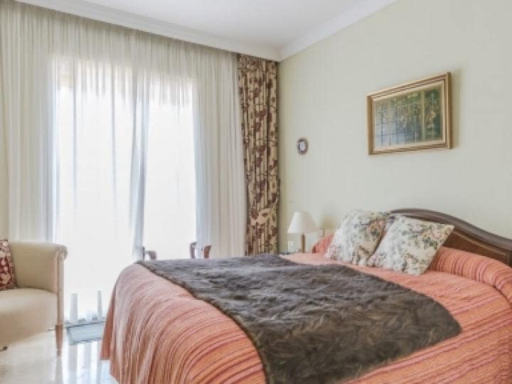 3 Zimmer Apartment zu verkaufen in Benahavis mit Pool - 305.000 € (Ref: 10001679)