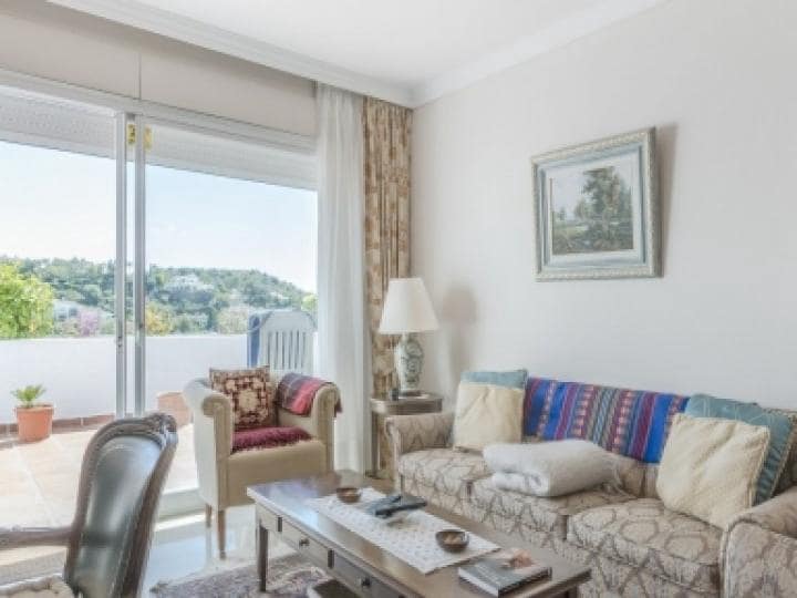 3 Zimmer Apartment zu verkaufen in Benahavis mit Pool - 305.000 € (Ref: 10001679)