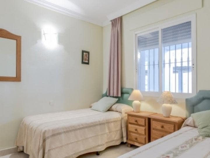 3 Zimmer Apartment zu verkaufen in Benahavis mit Pool - 305.000 € (Ref: 10001679)