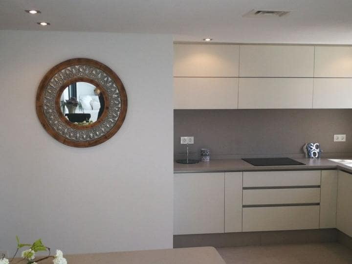 5 bedroom Villa for sale in Marbella with pool garage - € 1,795,000 (Ref: 10001681)