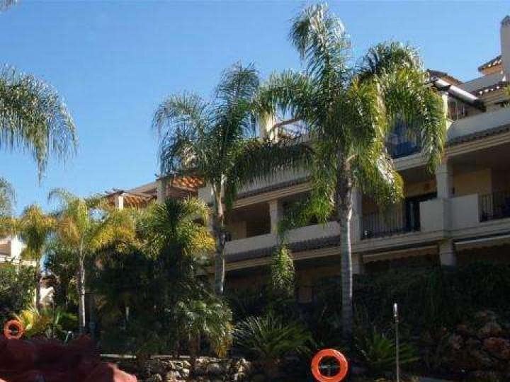 3 slaapkamer Appartement te koop in Marbella met zwembad garage - € 379.500 (Ref: 10001682)