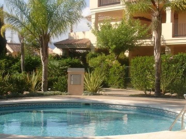 3 slaapkamer Appartement te koop in Marbella met zwembad garage - € 379.500 (Ref: 10001682)