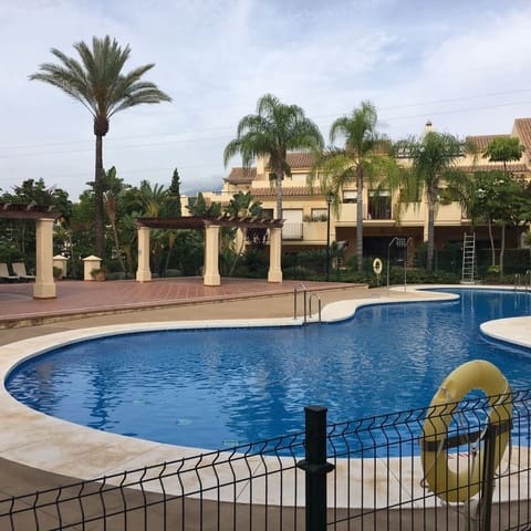 3 slaapkamer Appartement te koop in Marbella met zwembad garage - € 379.500 (Ref: 10001682)
