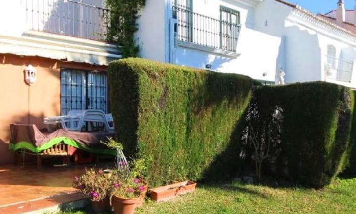 4 Zimmer Haus zu verkaufen in Marbella mit Pool Garage - 329.500 € (Ref: 10001683)