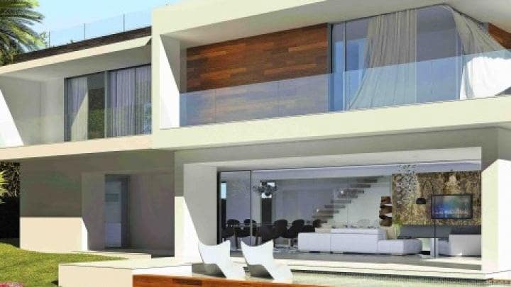4 soveværelse Villa til salg i Estepona med swimmingpool garage - € 1.435.000 (Ref: 10001687)