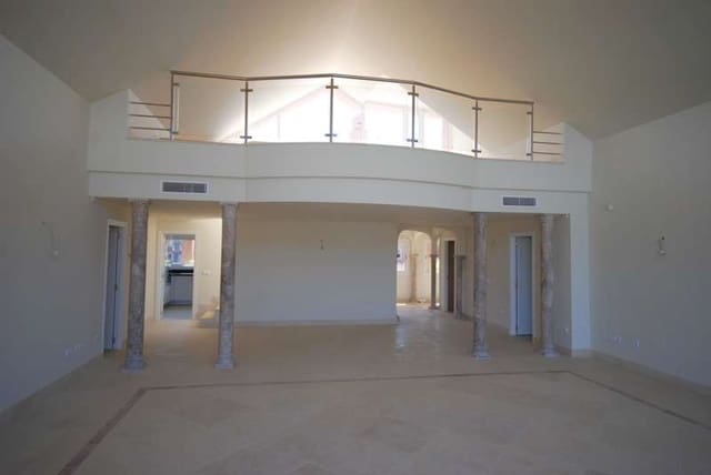 3 sovrum Takvåning till salu i Marbella med pool garage - 1 240 000 € (Ref: 10001689)
