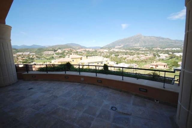 3 sovrum Takvåning till salu i Marbella med pool garage - 1 240 000 € (Ref: 10001689)