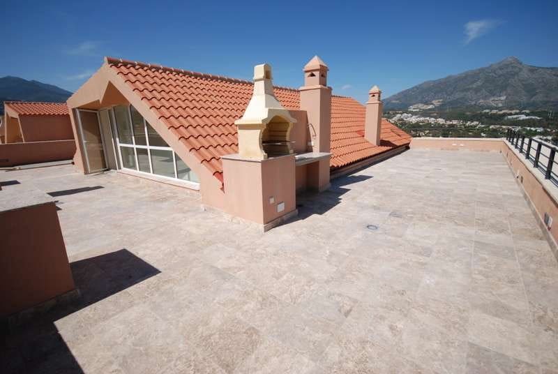 3 sovrum Takvåning till salu i Marbella med pool garage - 1 240 000 € (Ref: 10001689)