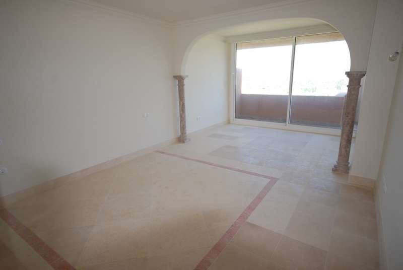 3 sovrum Takvåning till salu i Marbella med pool garage - 1 240 000 € (Ref: 10001689)
